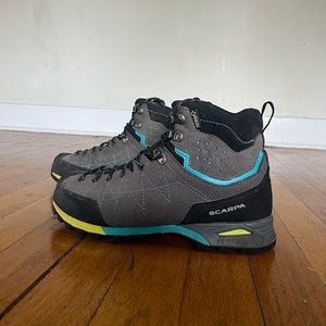Scarpa zodiac Plus GTX boot size 7